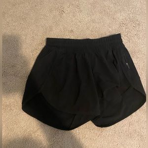 black lulu shorts
